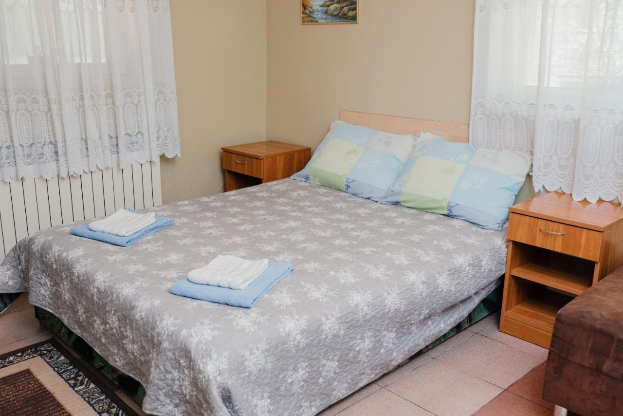 Vila Verona Sobe Palić Buitenkant foto