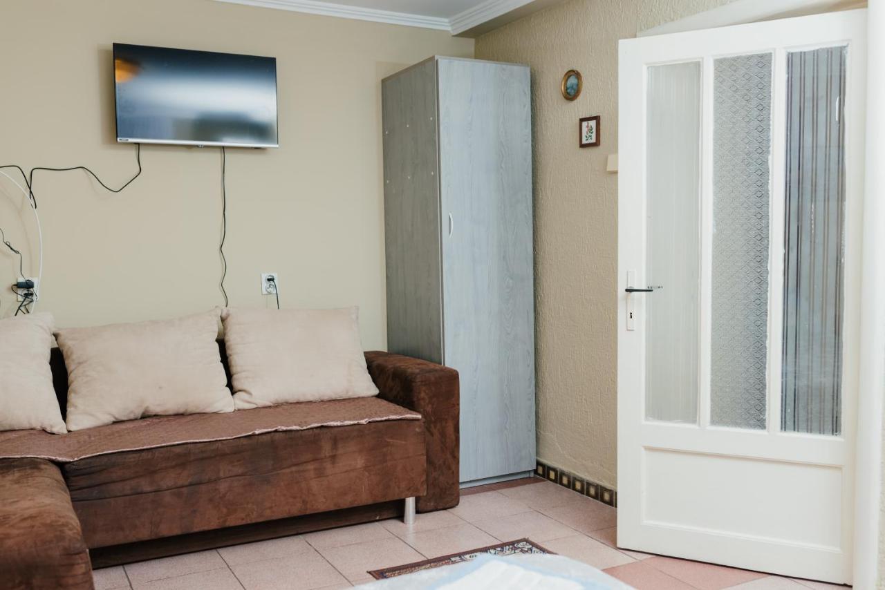 Vila Verona Sobe Palić Buitenkant foto